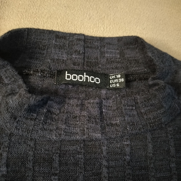 Boohoo Gray Textured Long Sleeve Top. - Picture 3 of 12